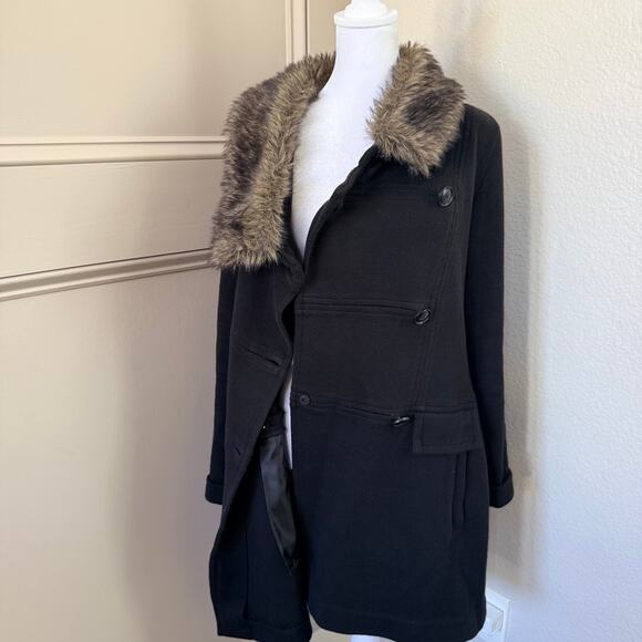 Cabi Black Heavy Knit Sweater Jacket w/ Removable Faux Fur Collar – Size Small - Picture 4 of 7